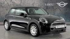 MINI Hatchback 1.5 One Classic 3dr Auto [Comfort/Nav Pack] Petrol Hatchback